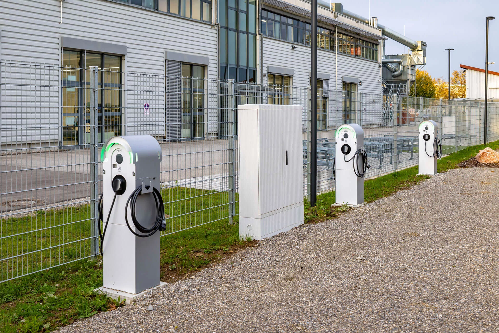 E-Ladesäulen für Firmenfahrräder